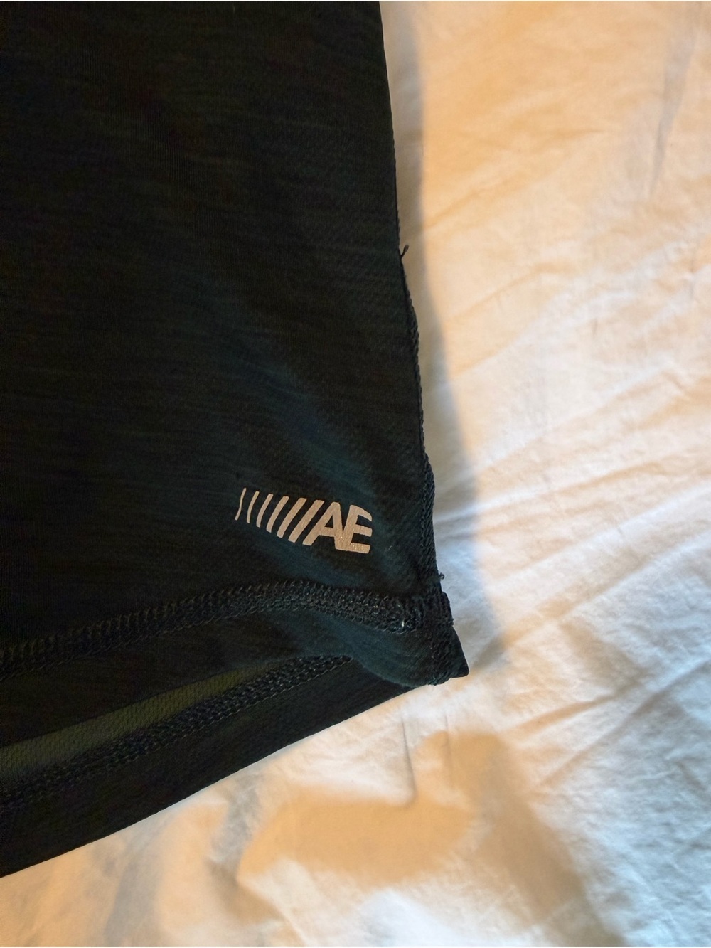 American Eagle AE Active 360 Extreme Flex Athletic Shirt Men’s Small Green - Picture 3 of 4